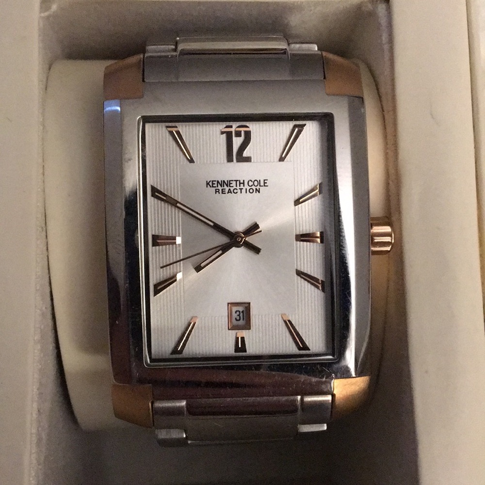 Kenneth Cole Reaction two-toned men’s watch